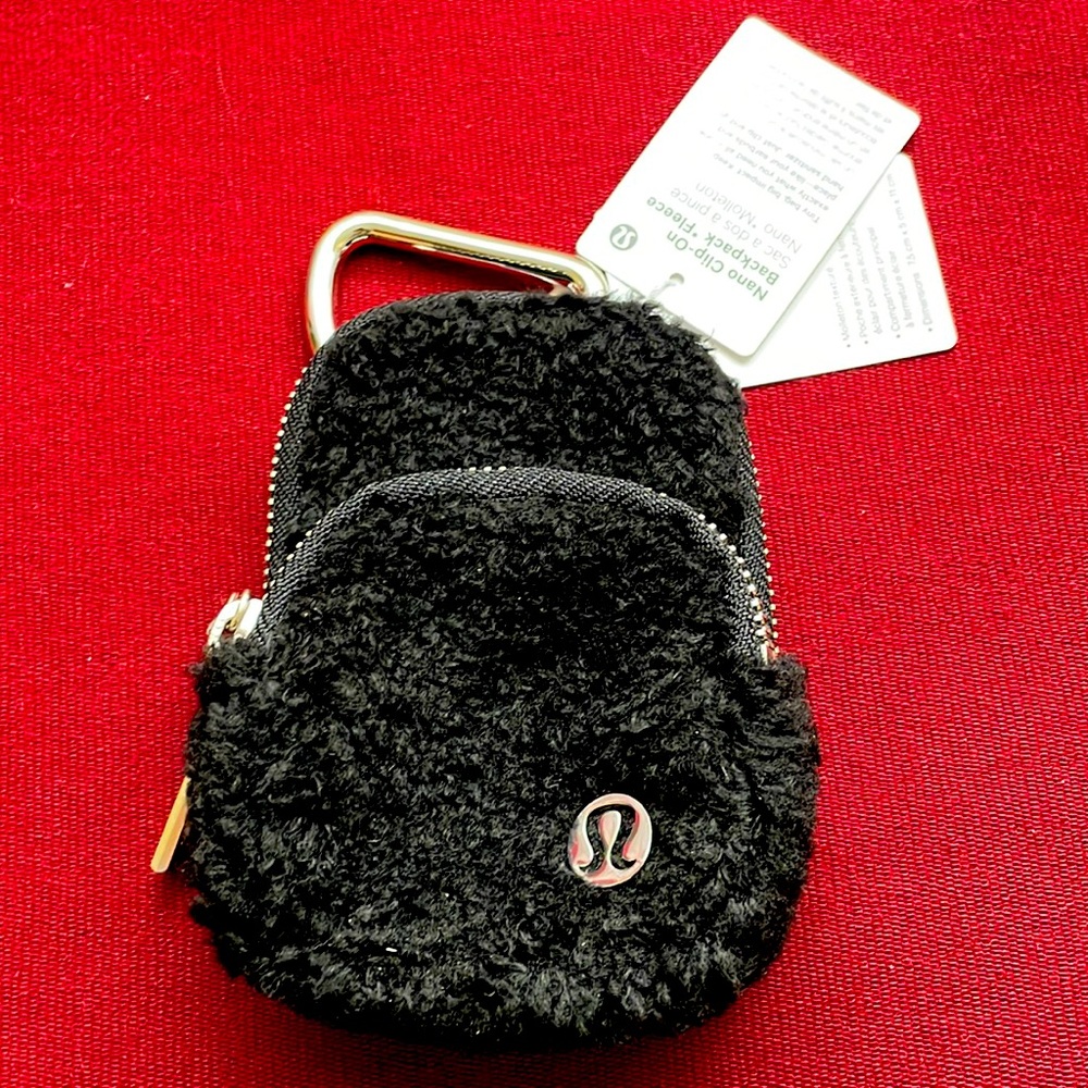 Lululemon Nano Clip-on Backpack Fleece NWT